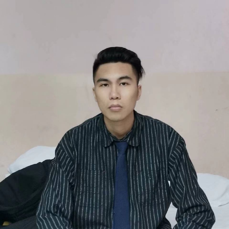 烟斗的第一张照片--成都相亲服务中心