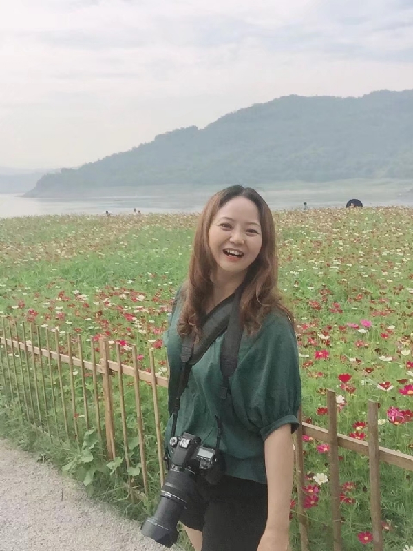 花雨的第一张照片--成都相亲服务中心