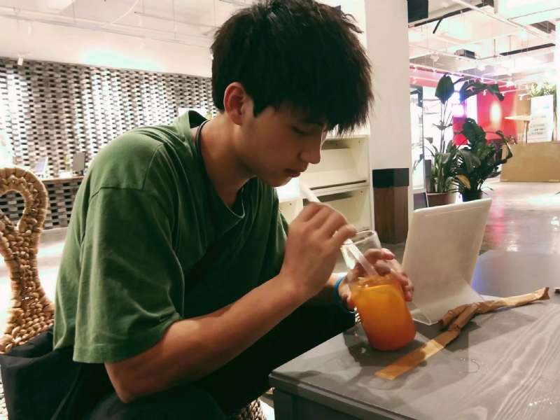 一花一世界的第一张照片--成都相亲服务中心