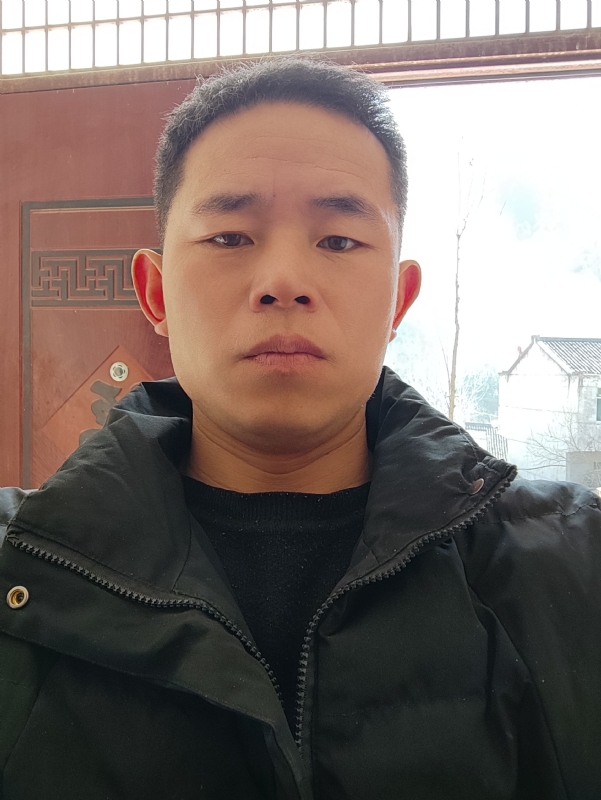 勇敢的成长的第一张照片--成都相亲服务中心