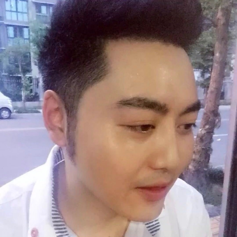 加油吧少年的第一张照片--成都相亲服务中心