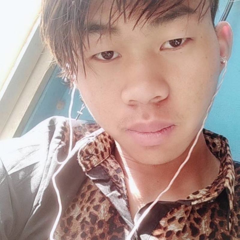 少年不在少的第三张照片--成都相亲服务中心