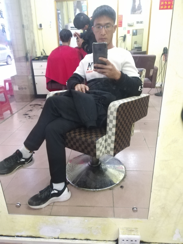 hushuai的第一张照片--成都相亲服务中心