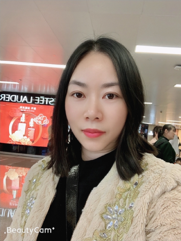 HuangXiao的第一张照片--成都相亲服务中心