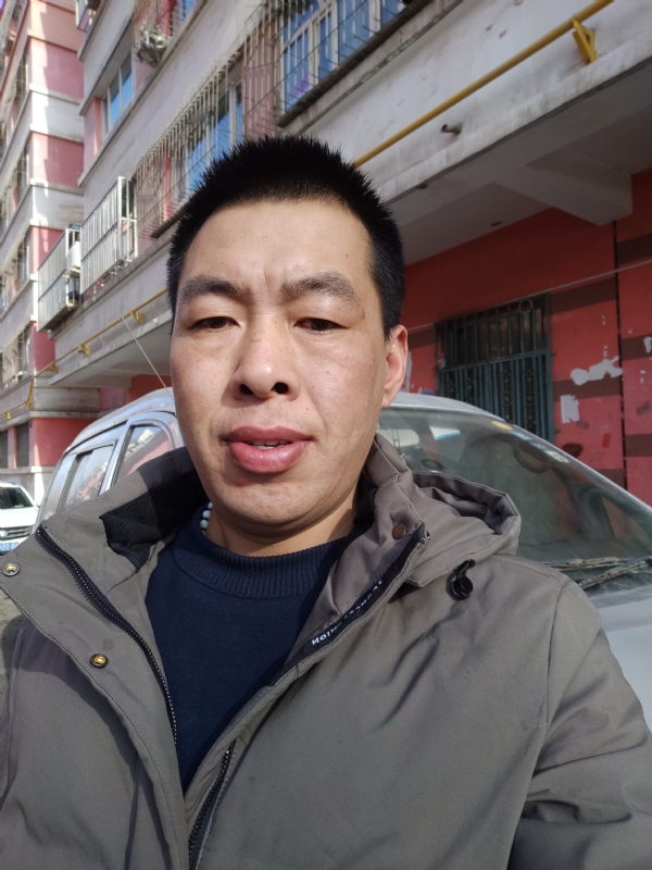 华哥的第二张照片--成都相亲服务中心