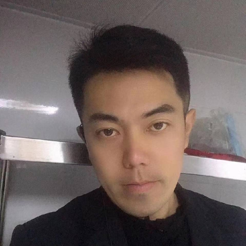 李龙的第一张照片--成都相亲服务中心