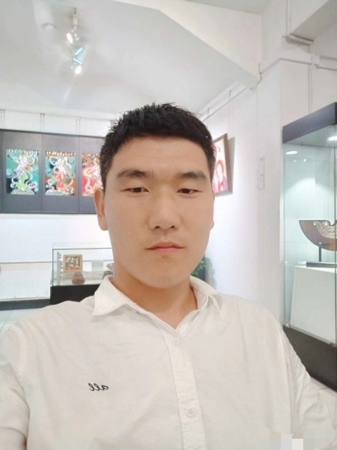 自律人生的第一张照片--成都相亲服务中心