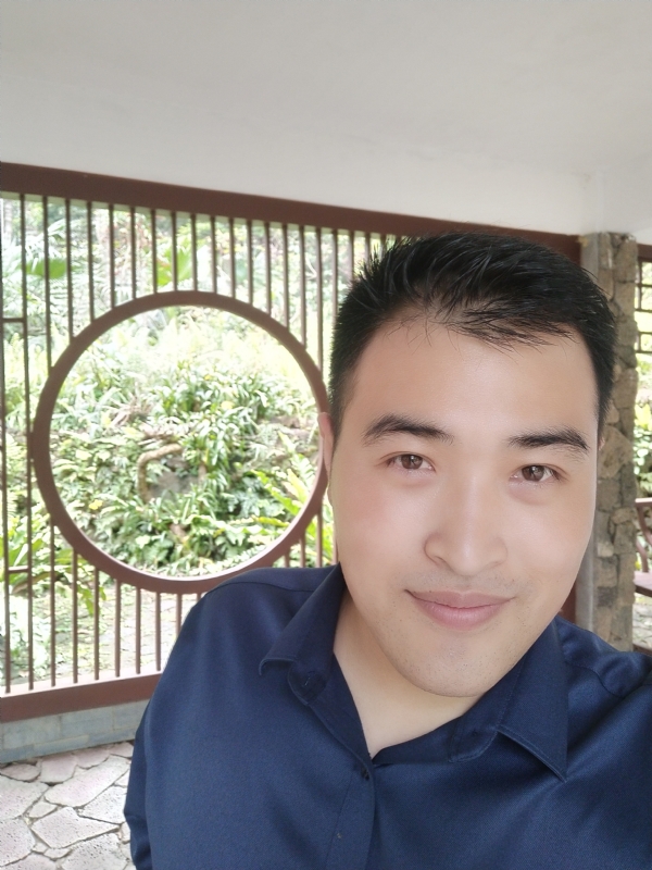 天涯漂泊客的第一张照片--成都相亲服务中心