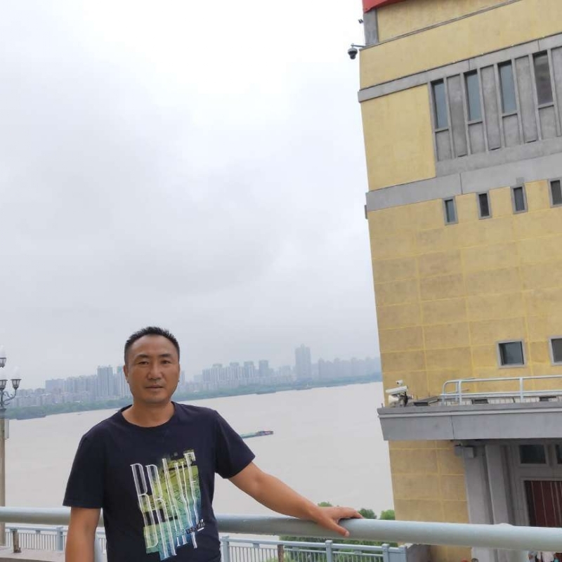 明天的第一张照片--成都相亲服务中心