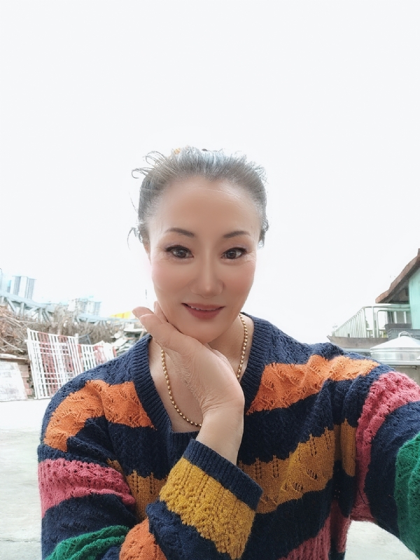 燕子的第四张照片--成都相亲服务中心