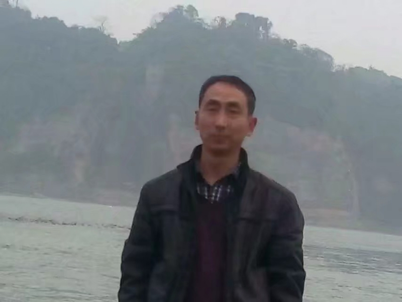 玉树临疯的第二张照片--成都相亲服务中心