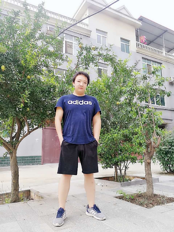 小宇的第一张照片--成都相亲服务中心