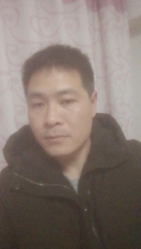 把头抬起来的第一张照片--成都相亲服务中心