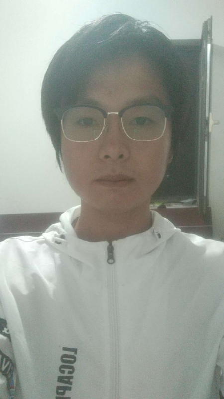 轻吻的第一张照片--成都相亲服务中心