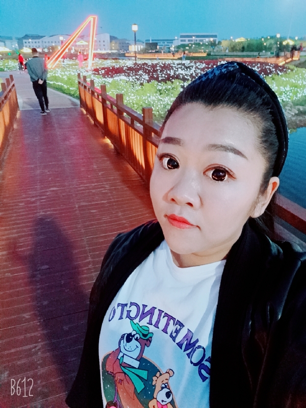 孙晓雪的第一张照片--成都相亲服务中心