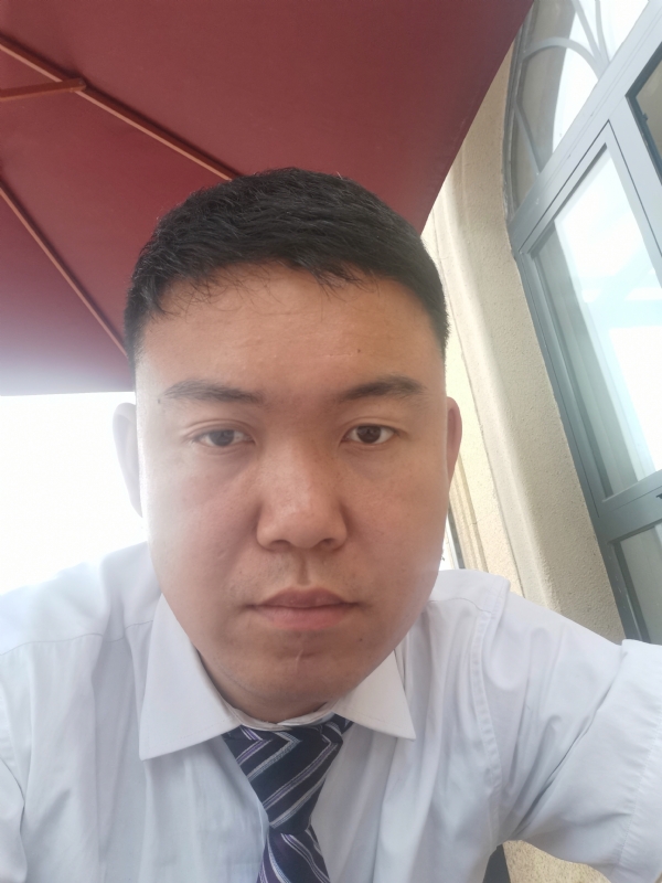 小龙哥的第一张照片--成都相亲服务中心