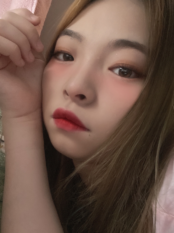 冉冉的第一张照片--成都相亲服务中心