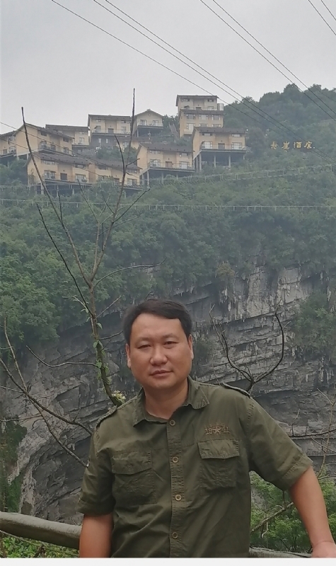 迷彩人生的第一张照片--成都相亲服务中心