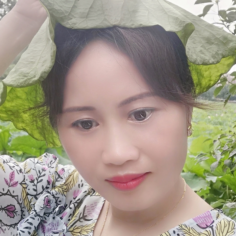 花开半夏的第一张照片--成都相亲服务中心