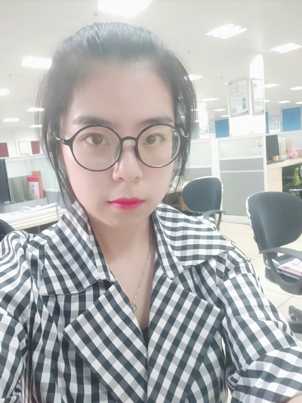 莹莹的第一张照片--成都相亲服务中心