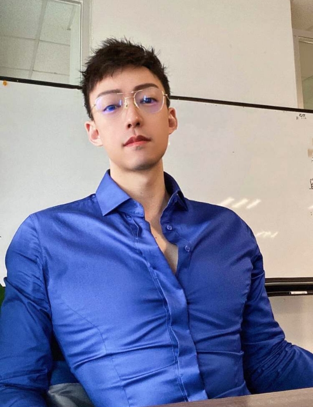 黎明的梦的第一张照片--成都相亲服务中心