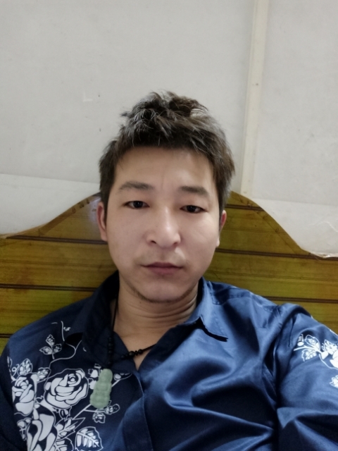 时光的第一张照片--成都相亲服务中心