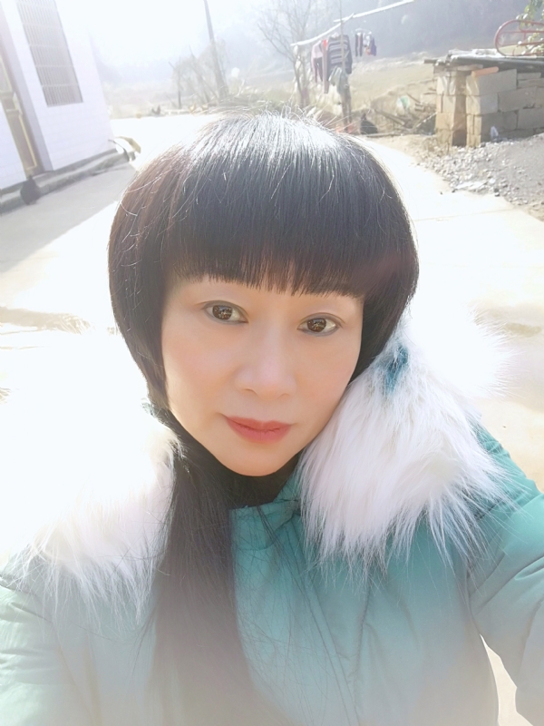 金鱼儿的第一张照片--成都相亲服务中心
