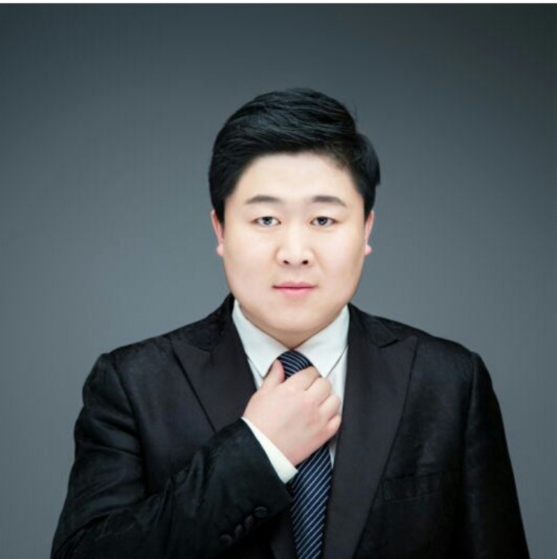 迷途小书童的第一张照片--成都相亲服务中心