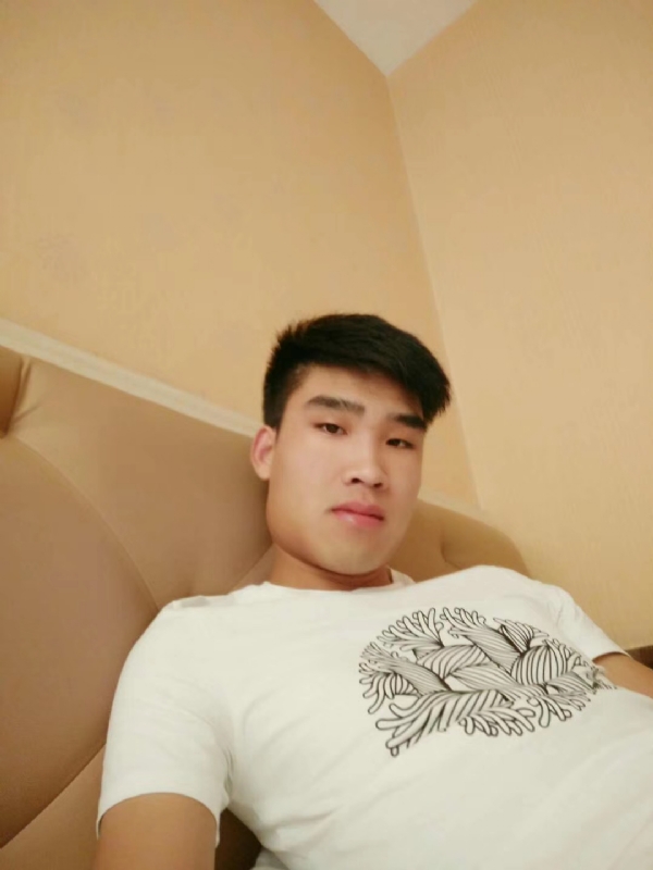 谁不曾孤单上路的第二张照片--成都相亲服务中心