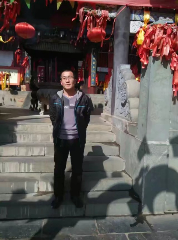 淡然的第一张照片--成都相亲服务中心