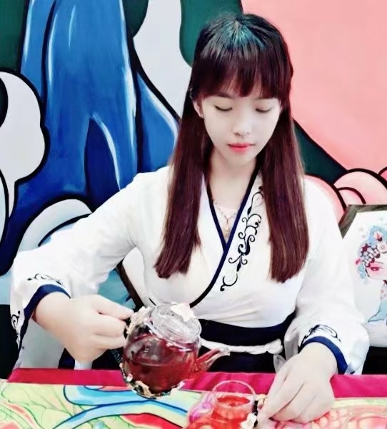 小玉的第一张照片--成都相亲服务中心