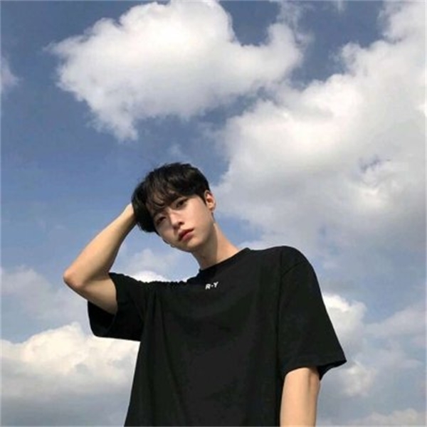 不忘初心的第一张照片--成都相亲服务中心