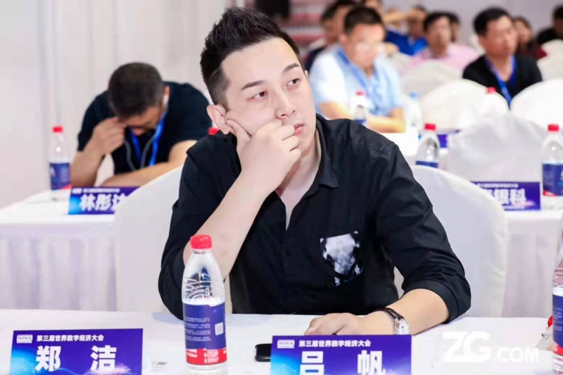 一生摯愛的第一张照片--成都相亲服务中心