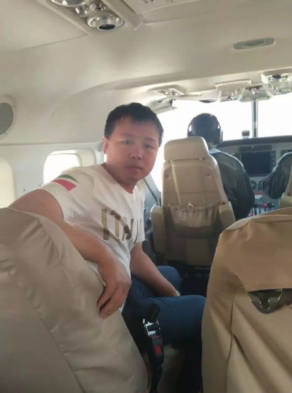 随风飘零的第一张照片--成都相亲服务中心