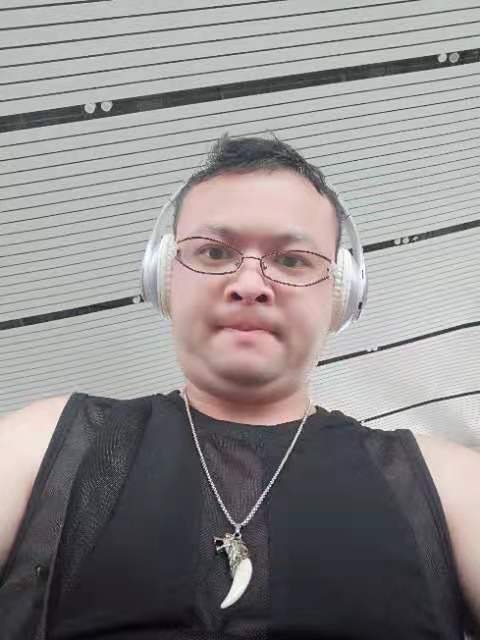 醉叶孤城的第一张照片--成都相亲服务中心