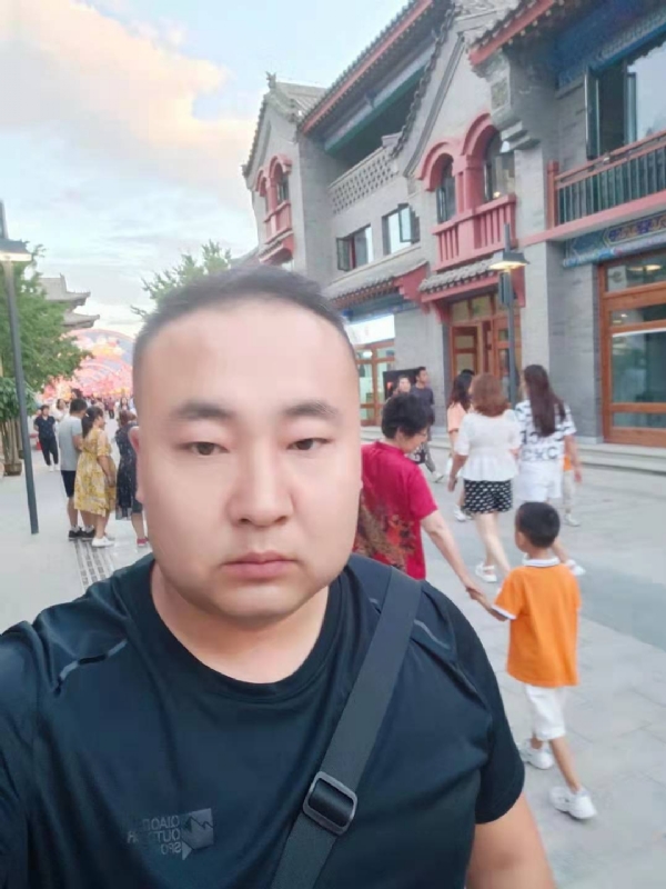 田二牛的第一张照片--成都相亲服务中心