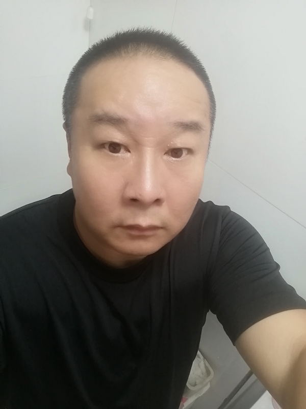 一束光的第一张照片--成都相亲服务中心