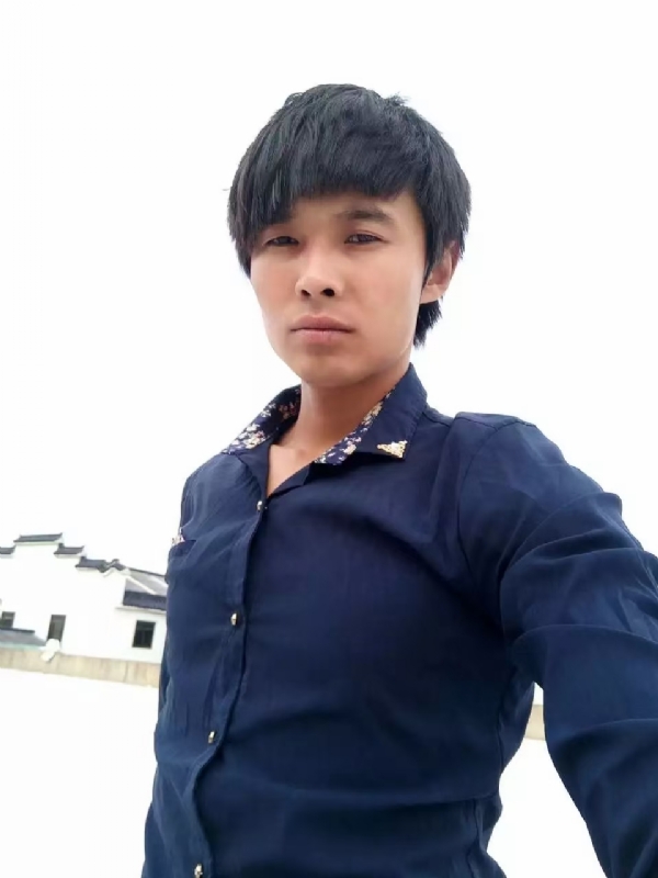 庸人自扰的第一张照片--成都相亲服务中心
