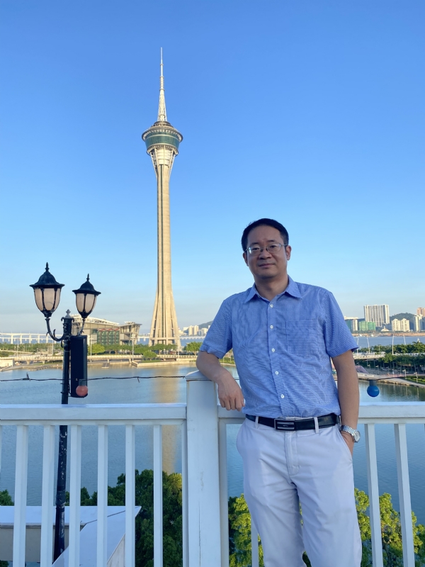Yangyi的第三张照片--成都相亲服务中心