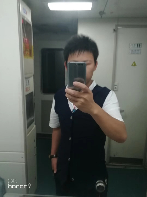 阳光下de幸福的第一张照片--成都相亲服务中心