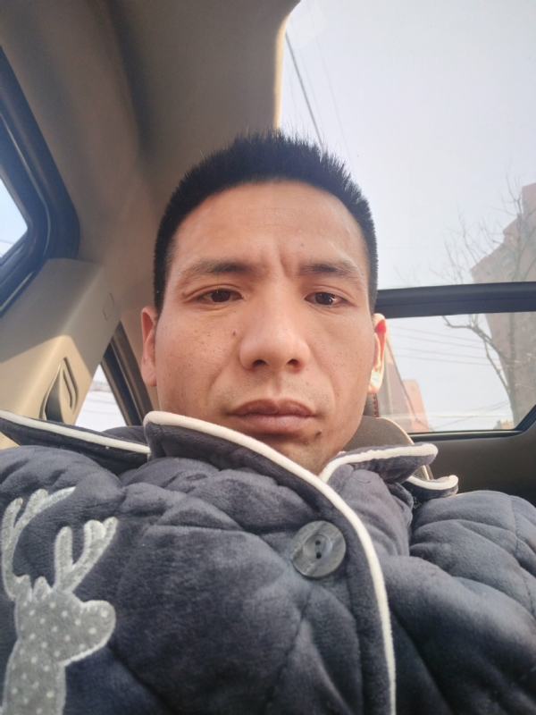 青春不长在的第一张照片--成都相亲服务中心
