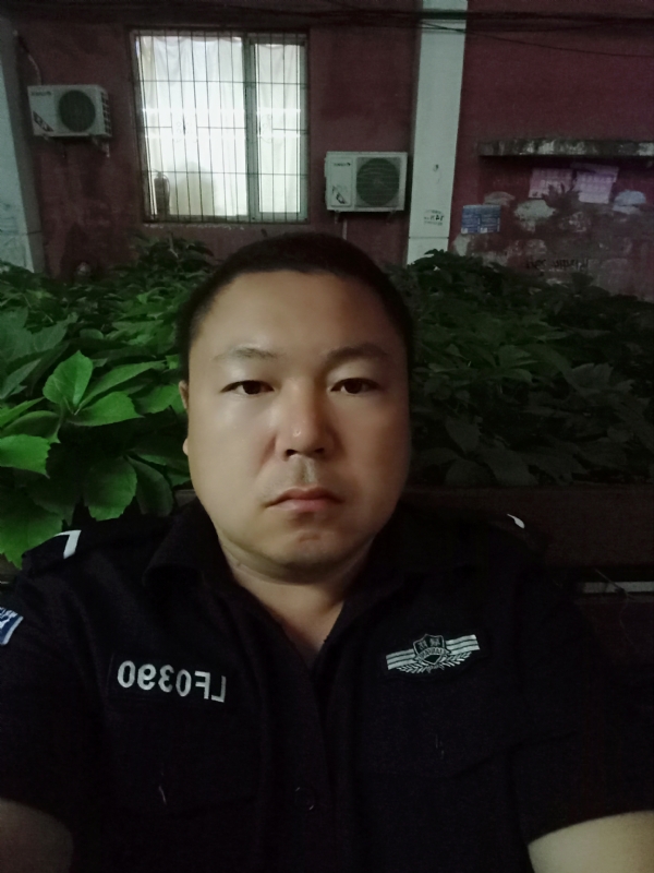 冯宇的第一张照片--成都相亲服务中心