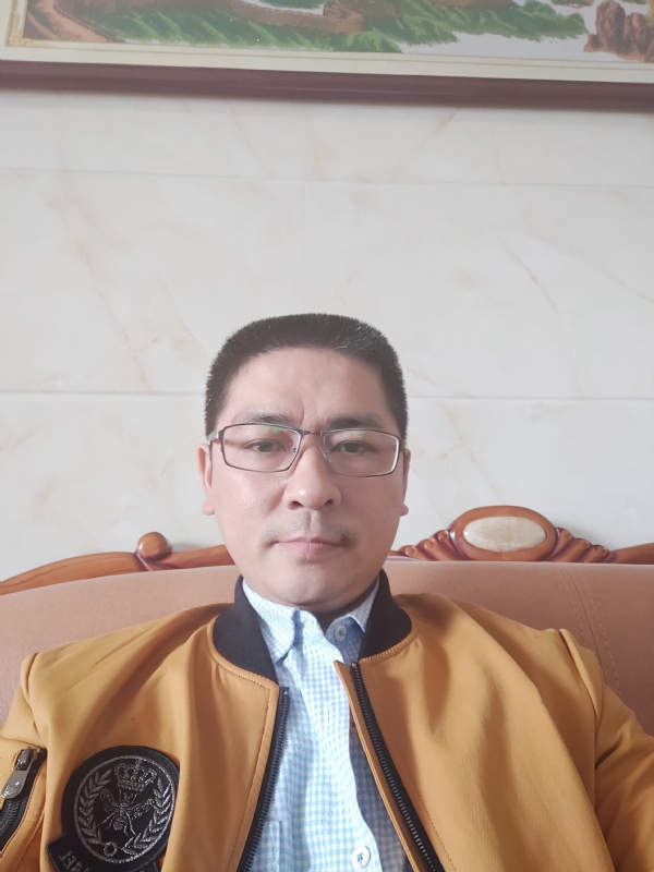 龙行天下的第一张照片--成都相亲服务中心