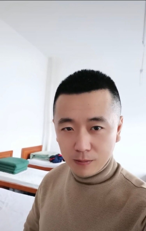 随风的第二张照片--成都相亲服务中心