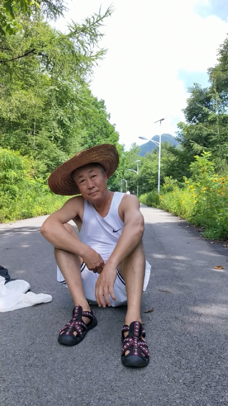 真诚寻伴的第一张照片--成都相亲服务中心