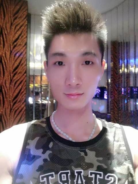 人生如戏的第一张照片--成都相亲服务中心