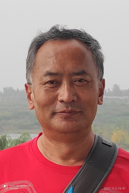 与你同行的第一张照片--成都相亲服务中心