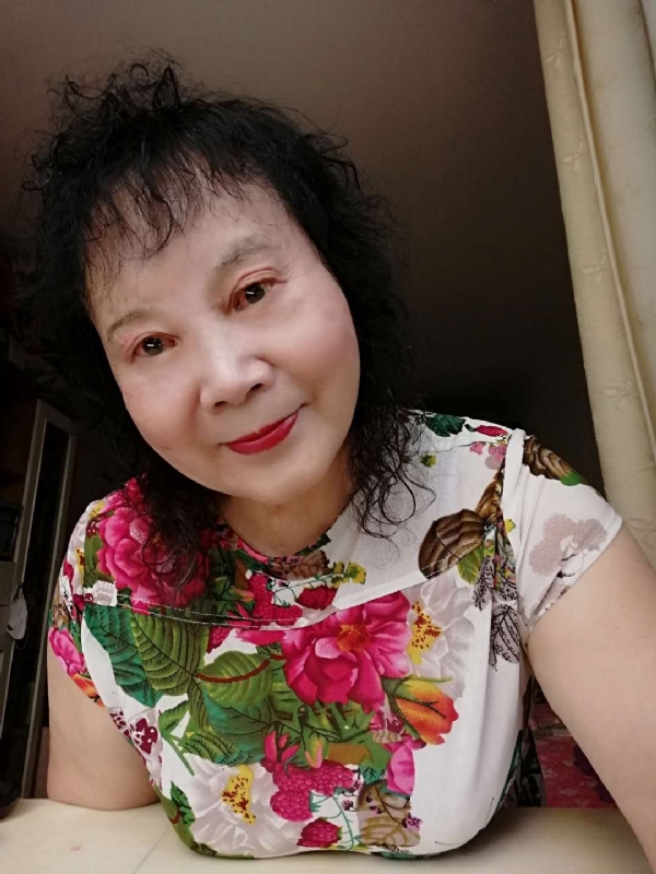 晚霞的第一张照片--成都相亲服务中心