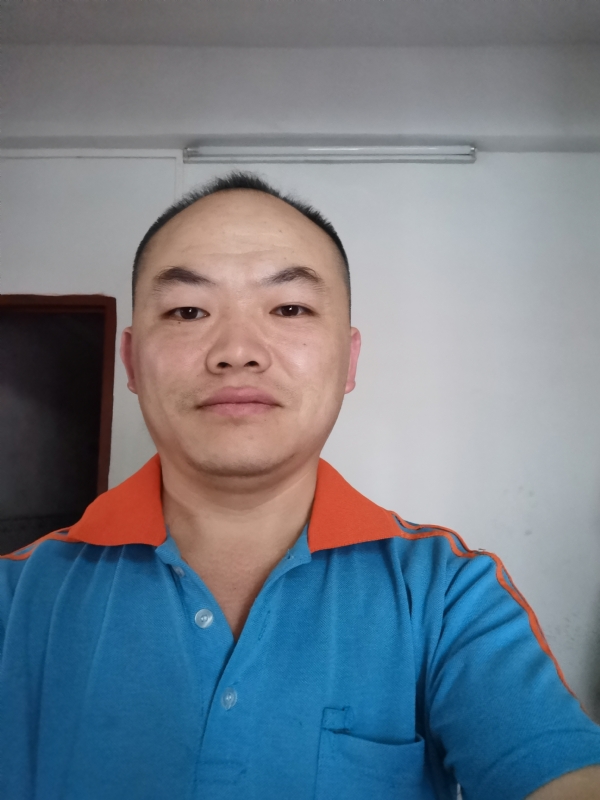 与子携老的第六张照片--成都相亲服务中心