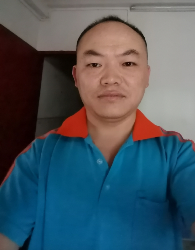 与子携老的第七张照片--成都相亲服务中心